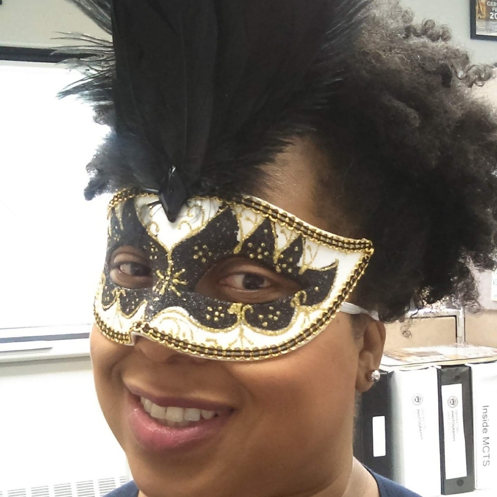 Meet your Posher, Jacqueline